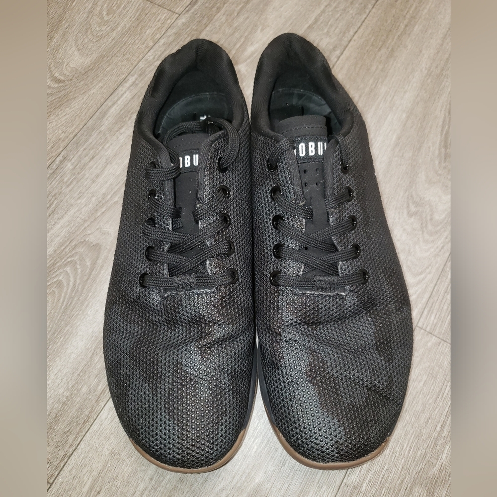 Nobull shoes men size 10.5